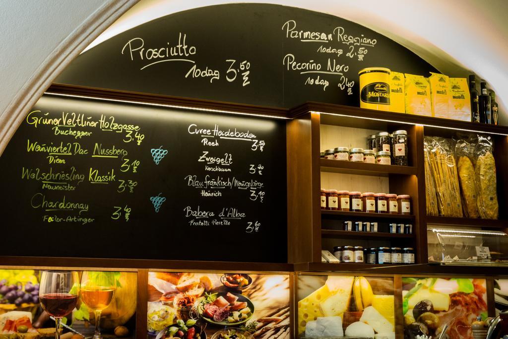 Hotel Vinothek Schwarzer Adler 오텐스하임 외부 사진